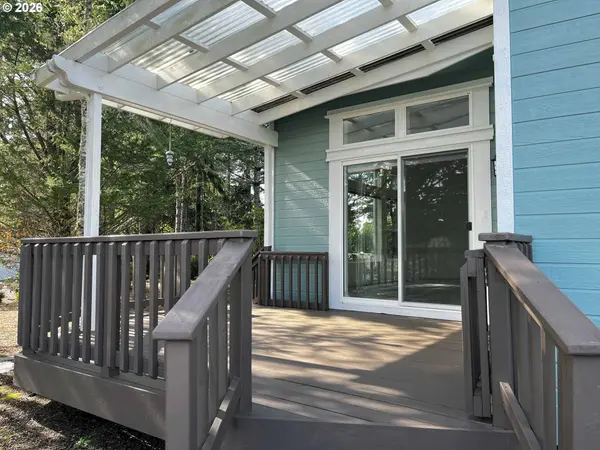 614 38TH PL, Florence, OR 97439