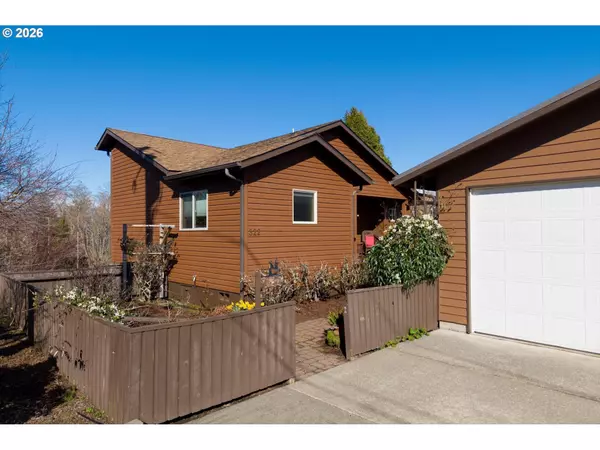 Coos Bay, OR 97420,322 5TH AVE