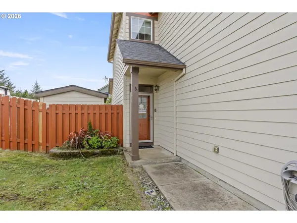 891 Kentucky AVE, Coos Bay, OR 97420