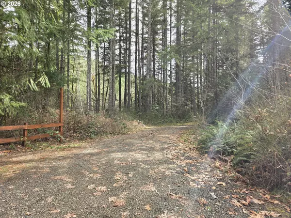 Sutherlin, OR 97479,16817 NONPAREIL RD