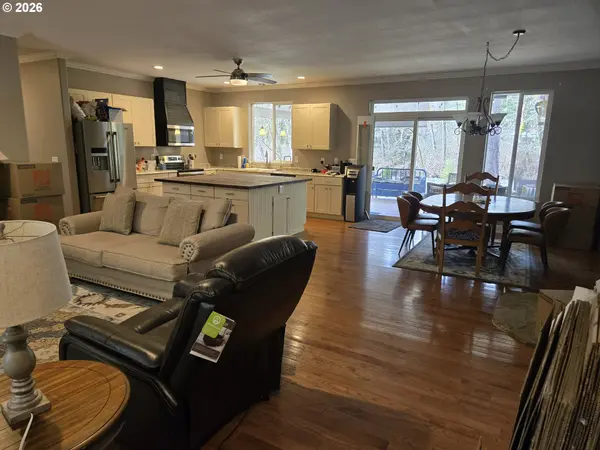 16817 NONPAREIL RD, Sutherlin, OR 97479