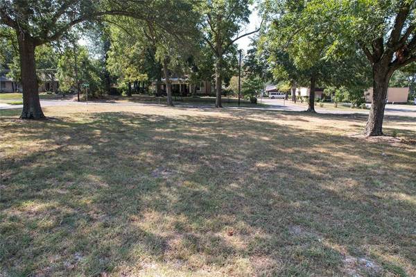 Lot 4 Blk 127 W Kaufman Street Street, Paris, TX 75460