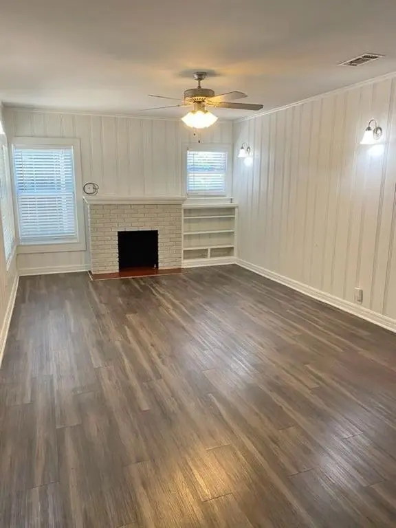 2538 Wayside Avenue, Fort Worth, TX 76110