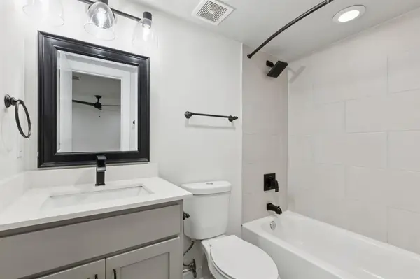 5009-5015 Bryan Street, Dallas, TX 75206