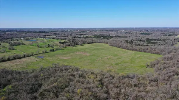 2238 County Road 1081, Greenville, TX 75401