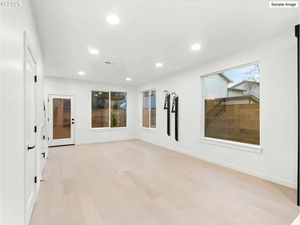 11071 SW 61st AVE #3, Portland, OR 97219