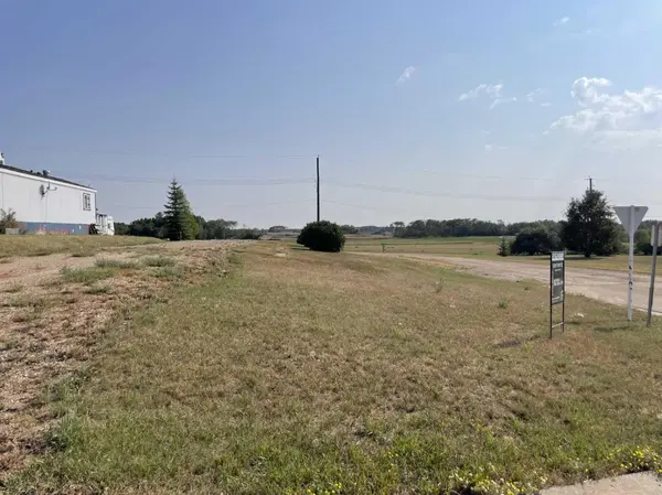 5704 51 ST,  Edgerton,  AB T0B 1K0