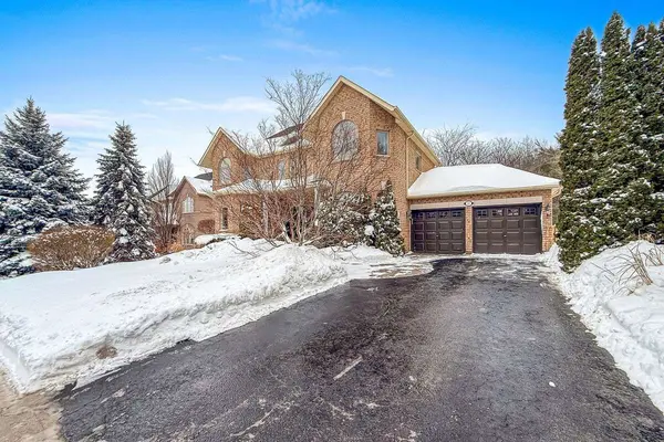 37 Nevada CRES, Vaughan, ON L6A 2V5