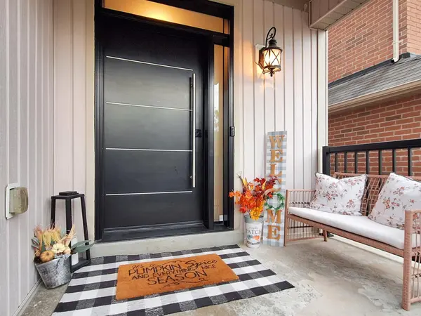 14 Grey Wing AVE, Georgina, ON L4P 0B7