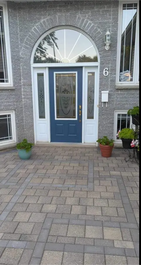 6 Gagnon CT, North Bay, ON P1B 9V3