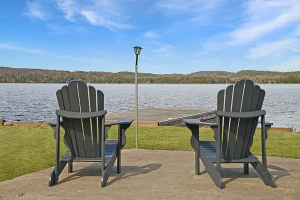 1008 Cherokee TRL, Algonquin Highlands, ON K0M 1J1