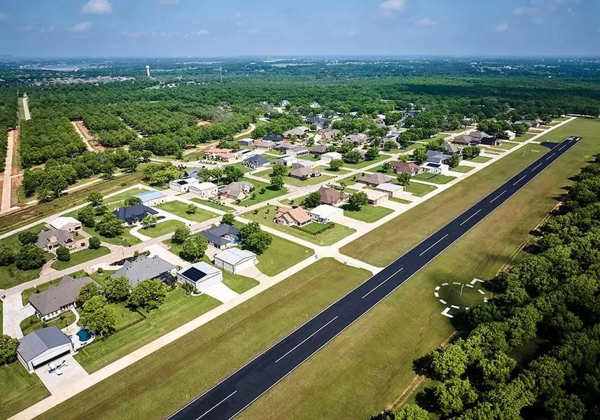 1507 Earhart Drive, Granbury, TX 76049