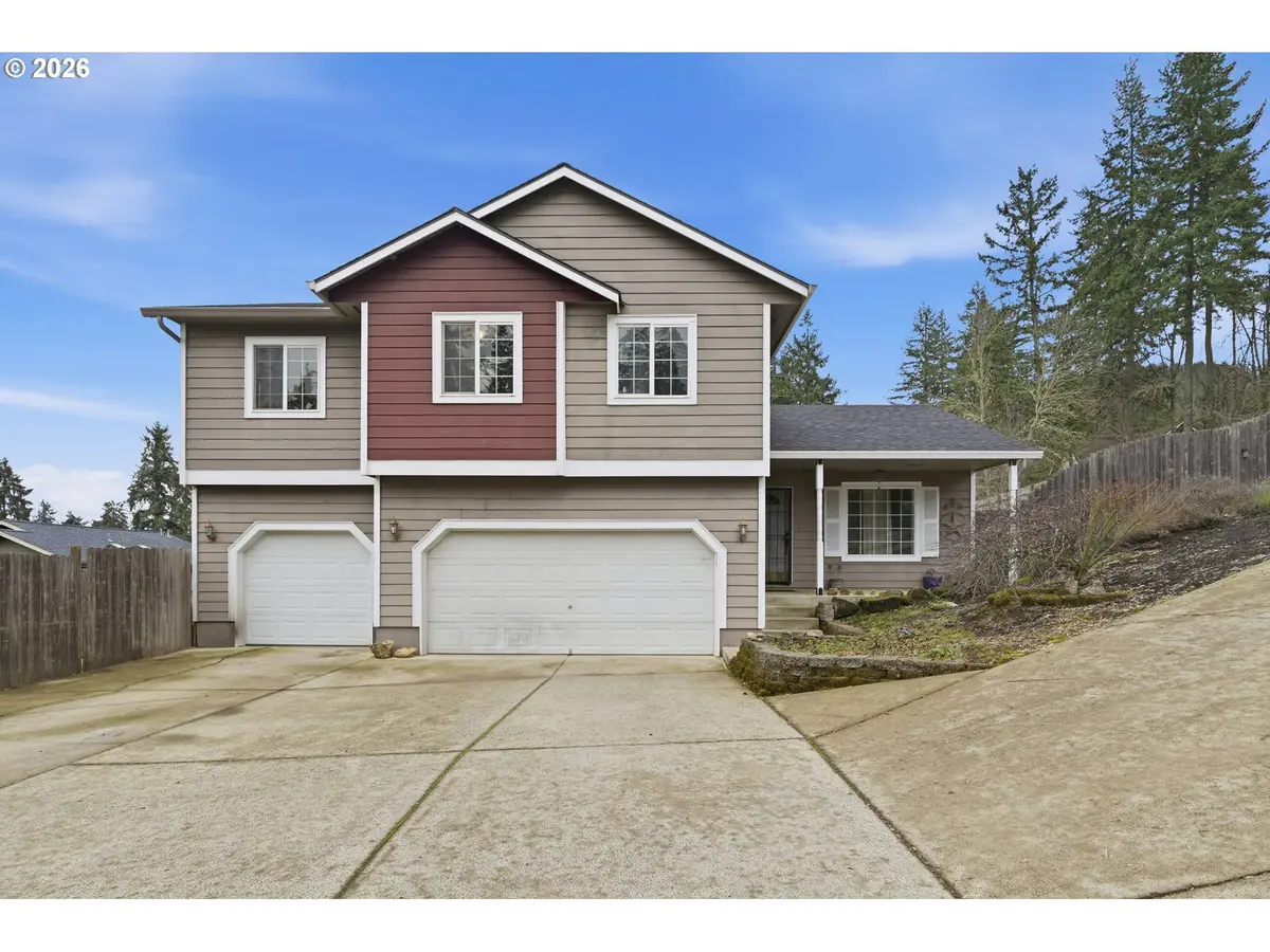 6842 JESSICA DR, Springfield, OR 97478