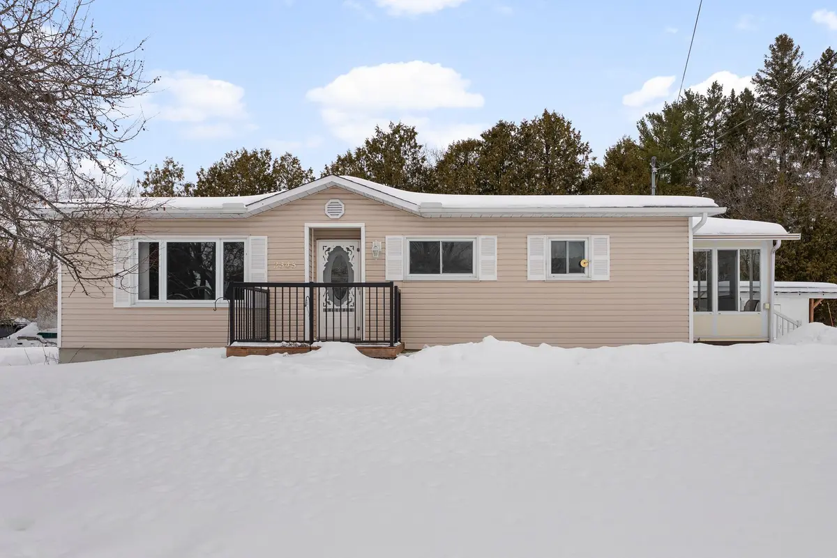 2345 Fitzroy ST, Carp - Dunrobin - Huntley - Fitzroy And Area, ON K0A 1X0