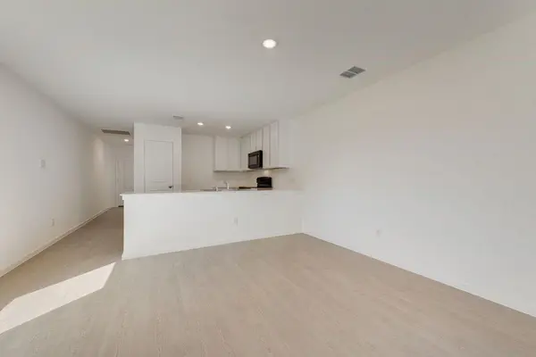 229 Sycamore Place, Wilmer, TX 75141
