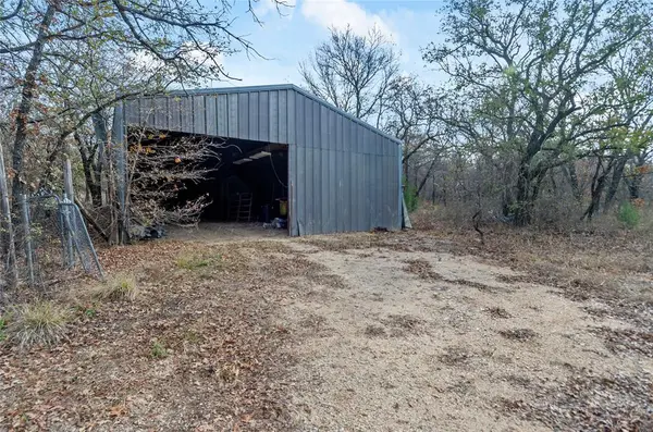 289 County Road 1661, Chico, TX 76431