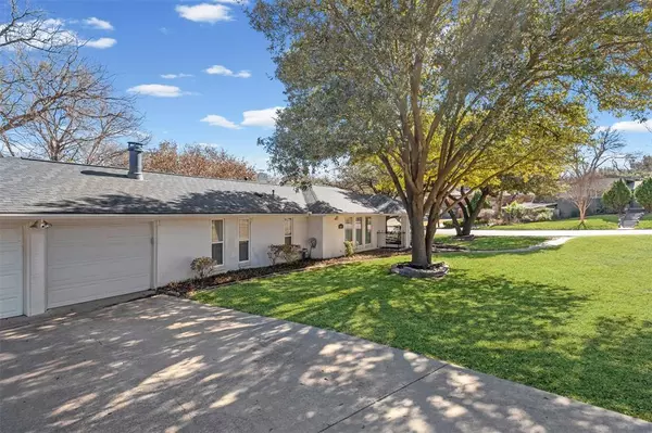 Fort Worth, TX 76116,6612 Genoa Road