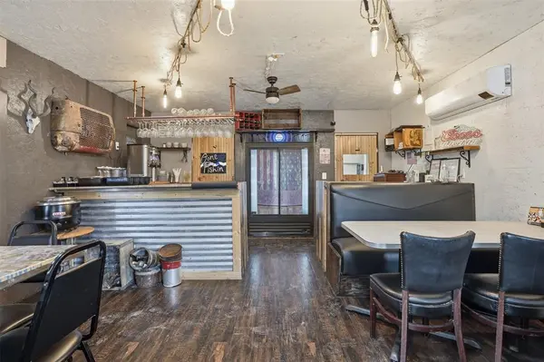 557 Farm to Market 3003, Graham, TX 76450