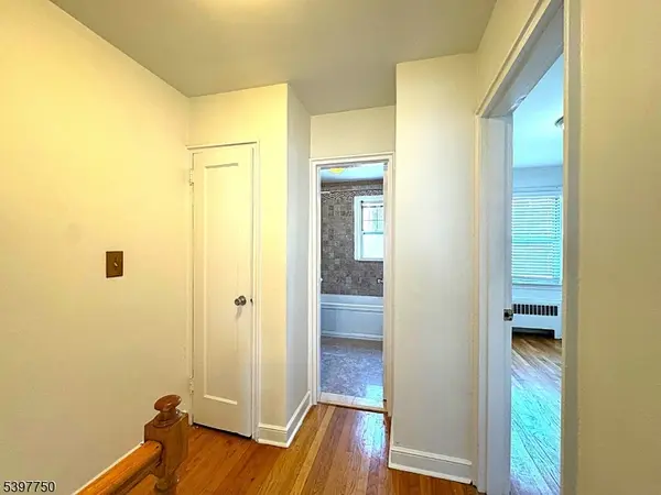 176 Millburn Ave #22, Millburn Twp., NJ 07041