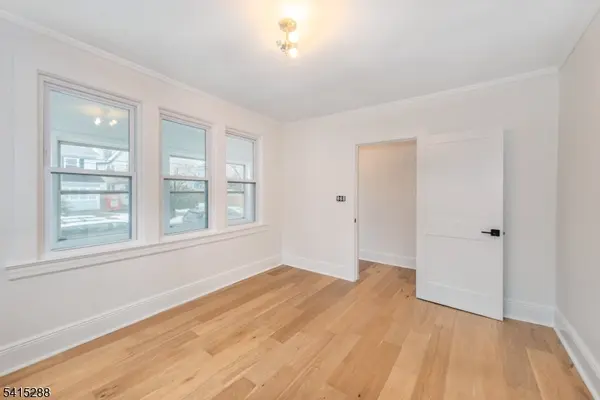 12 Linden Ave #1, Montclair Twp., NJ 07042