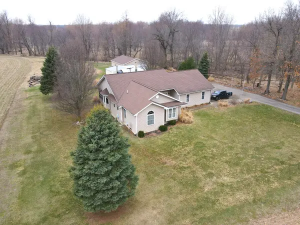 448 N Batavia RD, Batavia Twp, MI 49036