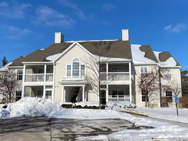 1056 Joyce LN, Scio Twp, MI 48103