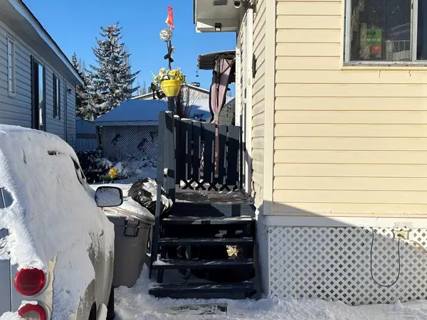 649 Main ST #31, Airdrie, AB T4B 1Z7