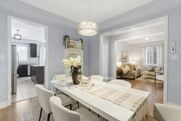 2507 Standardbred DR, Oshawa, ON L1H 7K4