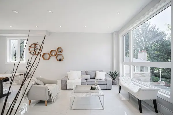 263 East AVE, Toronto E10, ON M1C 2W2