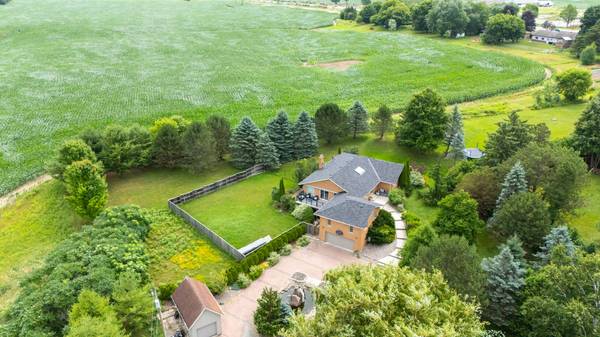 1041 15th Side RD, New Tecumseth, ON L0G 1T0