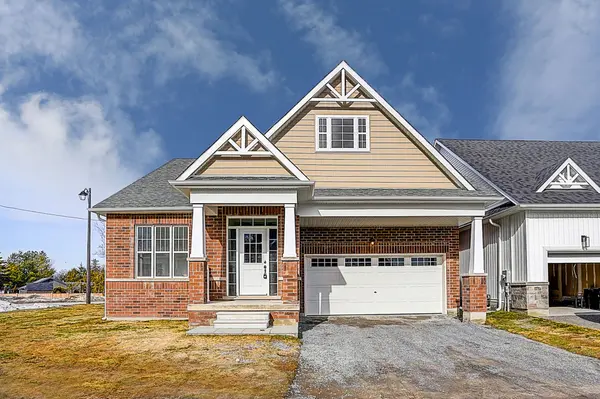 4 Palmira DR, Georgina, ON L0E 1R0