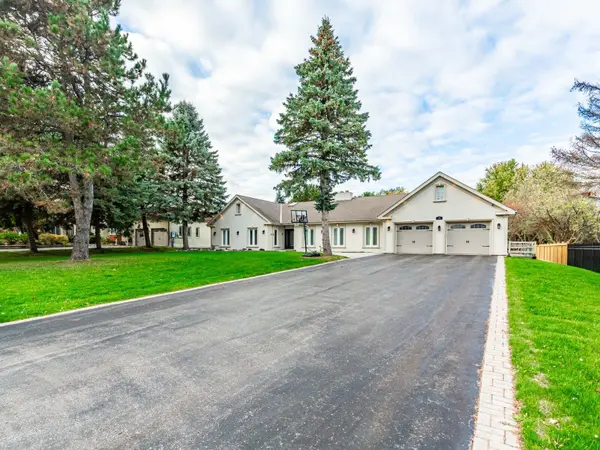 33 Carolwood CRES, Markham, ON L3S 4T2