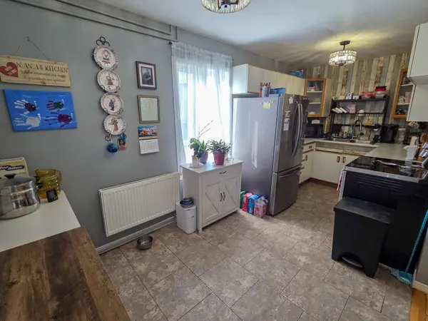 75 Seventh AVE, Englehart, ON P0J 1H0