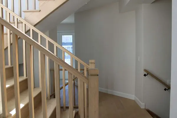 299 Mullighan GDNS, Peterborough, ON K9K 0H2