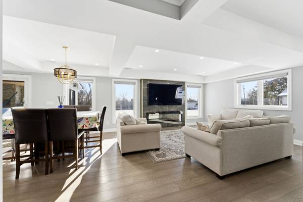 13 Blakely RD, Prince Edward County, ON K0K 1T0