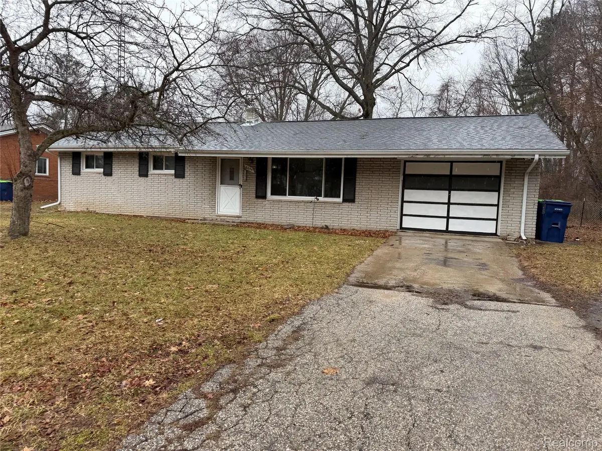6644 Dorwood RD, Bridgeport Charter Township, MI 48601