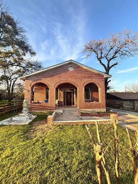 7508 Foster Drive, Lake Worth, TX 76135