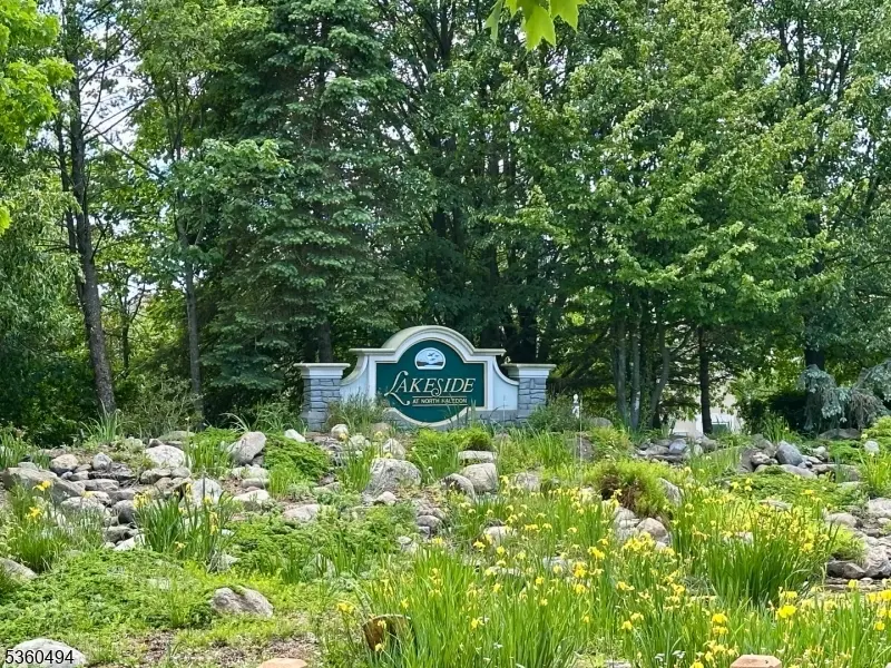 35 Magnolia Way #35, North Haledon Boro, NJ 07508