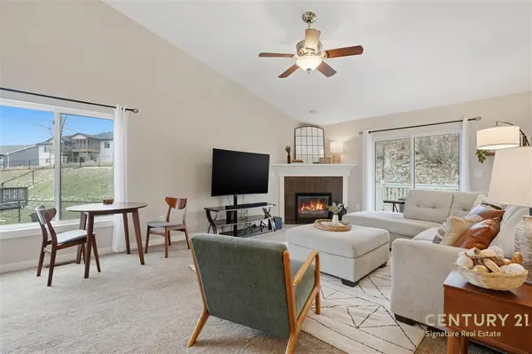 295 Hickory Ct, Tiffin, IA 52340