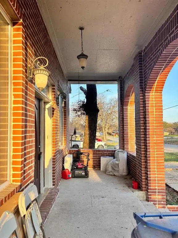 7508 Foster Drive, Lake Worth, TX 76135