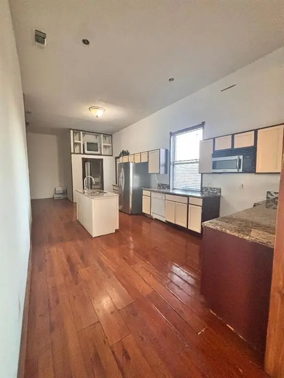 7508 Foster Drive, Lake Worth, TX 76135