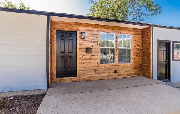 2412 Spiller Street, Fort Worth, TX 76105