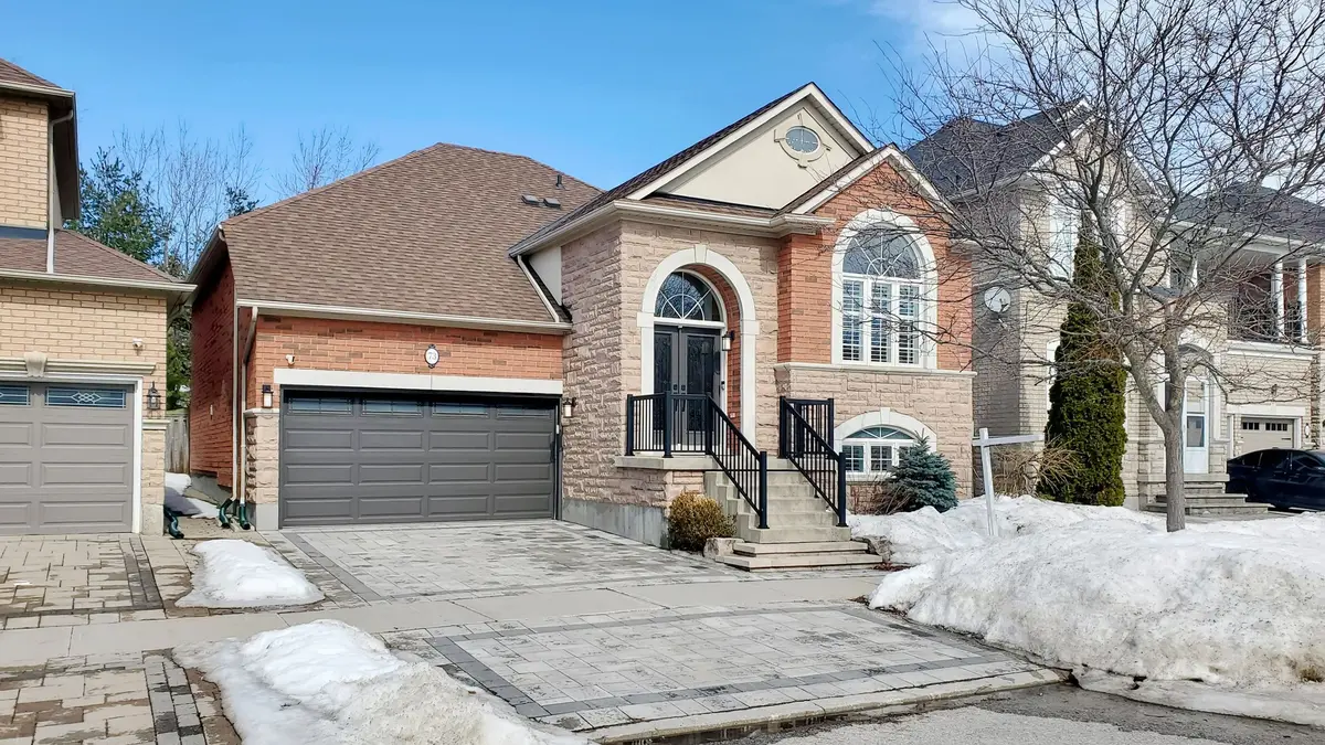 73 Brass DR, Richmond Hill, ON L4E 4T4