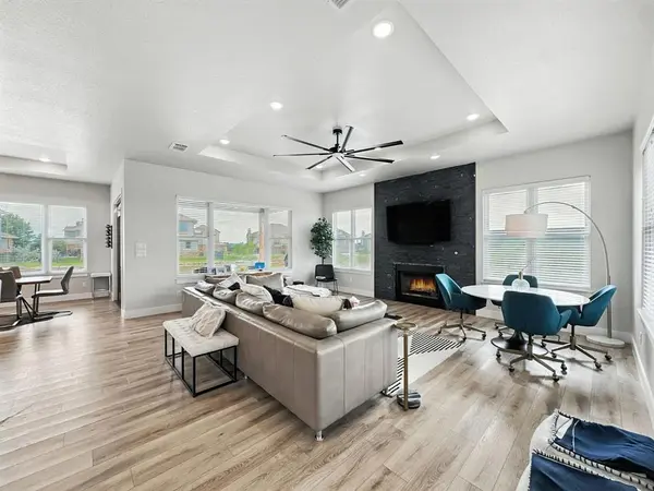 3007 Shoreside Point, Graford, TX 76449