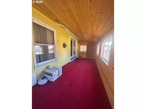 Halfway, OR 97834,238 DAWSON ST