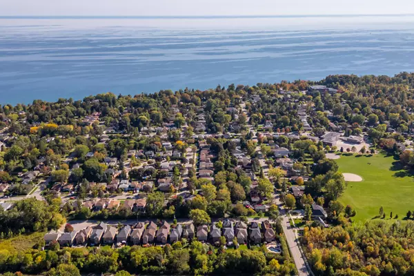 28 Tivoli CT, Toronto E08, ON M1E 2A4