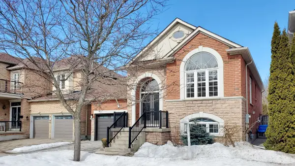 73 Brass DR, Richmond Hill, ON L4E 4T4