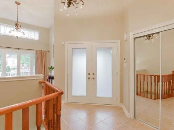 106 Pennyroyal CRES, Brampton, ON L6S 6J6