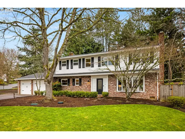 Lake Oswego, OR 97035,3 HOTSPUR ST
