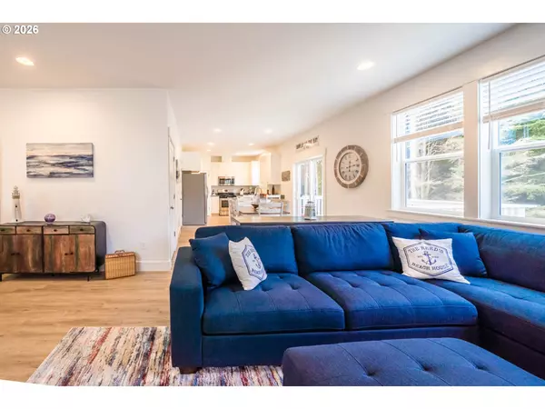 Lincoln City, OR 97367,4153 SE INLET AVE